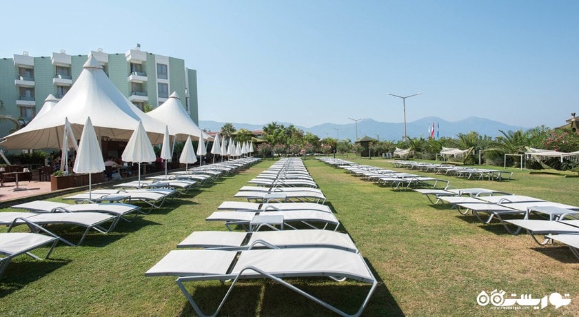 تخت های مخصوص حمام آفتاب